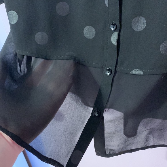 Reitmans sheer blouse Size M - Picture 4 of 8